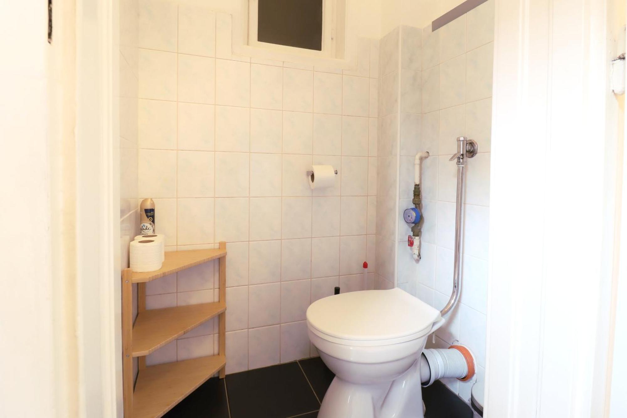 Joseph Boulevard Apartment - 3Bdr, 2Bath, 8Ppl Budapest Extérieur photo